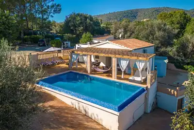 Image de Maison de vacances privée avec climatisation, piscine privée, Wifi, Tv, patio, vue panoramique