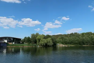 Image de Joli appartement dans une maison de vacances avec Wifi, Tv, terrasse, animaux admis et parking