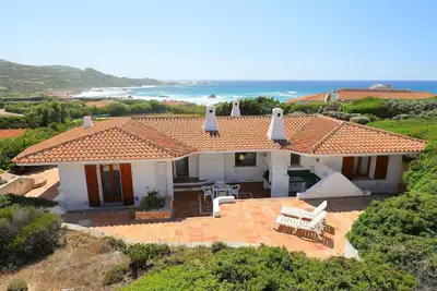 Image de Belle maison de vacances privée pour 6 personnes avec Wifi, Tv, terrasse, animaux admis et parking