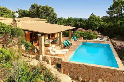 Image de Merveilleuse maison de vacances privée avec Wifi, piscine privée, Tv, animaux admis et parking