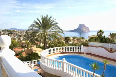 Image de Merveilleuse maison de vacances privée avec Wifi, climatisation, piscine privée, Tv et patio