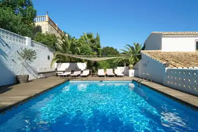Image de Maison de vacances privée avec Wifi, piscine privée, Tv, patio, vue panoramique, parking