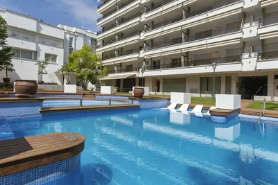 Image de Bel appartement pour 6 personnes avec piscine, Wifi, Tv, patio et animaux admis