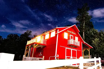 Image de Gated 40 acre Horse Farm w / meilleures vues sur la montagne en N. Conway