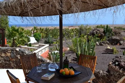 Image de Casa el Rosal, Charmante maison, vue splendide sur ocean. Terrasse privée