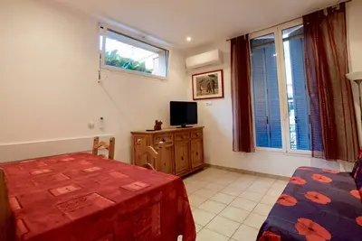 Image de Appartement En Centre Ville, Plage A Proximite