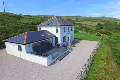 Image de Plas y Mor - Six Chambres Maison, Couchages 14