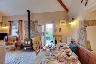 Image de Bwthyn Benllech - Trois Chambres Maison, Couchages 5