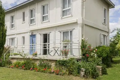 Image de Belle maison de vacances privée avec Wifi, Tv, terrasse, vue panoramique et parking