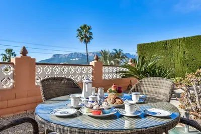 Image de Confortable appartement dans une maison de vacances avec Wifi, piscine, Tv, terrasse et parking
