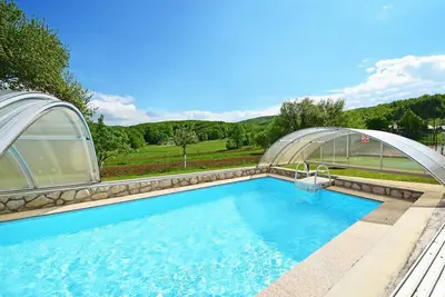 Image de Maison de vacances privée avec Wifi, climatisation, piscine, Tv, terrasse, vue panoramique