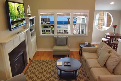 Image de Condo de luxe à l'Arche au coeur de la plage historique de Nye