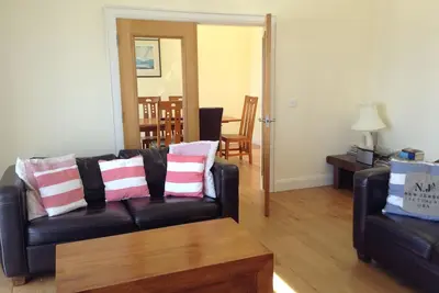 Image de Maison spacieuse et lumineuse avec vue sur la mer et balcon. Golf, surf, promenades, paysages.