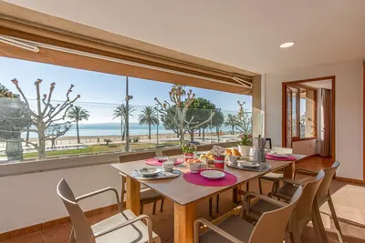 Image de 2006-Av De Rhode Appartement avec wifi et vue sur mer