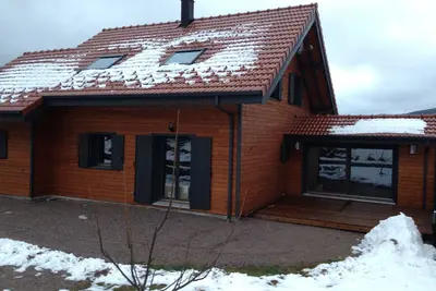 Image de chalet neuf tout confort