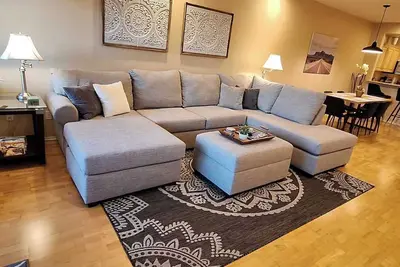 Image de SPÉCIAL Hiver Hangout 2 Moderne 2 Br Condo / Com Golf & Pool / Scottsdale