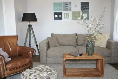 Image de Maison de vacances exclusive près de la plage avec sauna et cheminée, WiFi, jardin sud calme