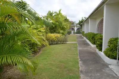 Image de Bel appartement idéalement situé à proximité des plages de platine et des magasins haut de gamme