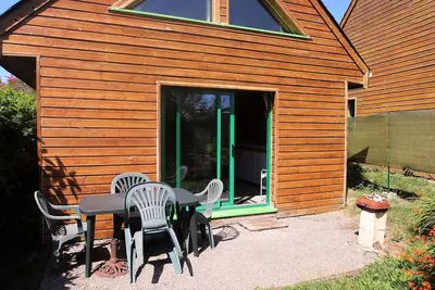 Image de petite maison en bois 35 m2 au calme proche ville et littoral