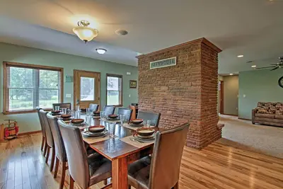 Image de Proche De Castle Rock Lake Et Wi Dells! IDÉAL Pour Les Groupes Ou Les Familles Multiples