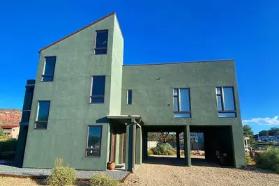 Image de The Kasbah Home - belle maison ultra moderne et propre avec Star Deck