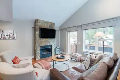Image de Résidence de 3 chambres à Telluride's River Club - 304