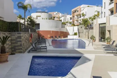 Image de Confortable appartement pour 3 personnes avec piscine, Wifi, climatisation, Tv et terrasse