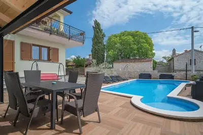 Image de Confortable appartement avec climatisation, piscine, Wifi, Tv, terrasse et animaux admis