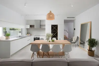 Image de Maison de vacances privée avec climatisation, bain à remous, piscine privée, Wifi, Tv, terrasse