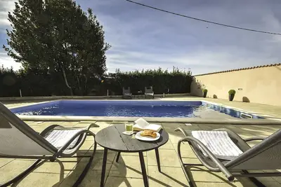 Image de Belle maison de vacances privée avec piscine privée, climatisation, Wifi, Tv et terrasse