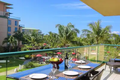 Image de Locations de villégiature à Maui: Honua Kai - Forfait tandem de 3 chambres, valeur fantastique + vue partielle sur l'océan!