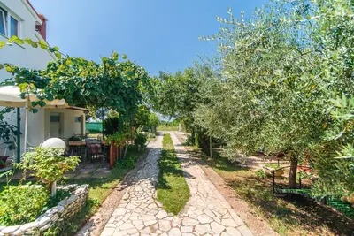 Image de Appartement Teri avec terrasse et jardin