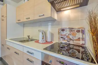 Appartement Kardumovic Ii Brown avec vue sur le jardin