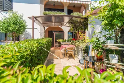 Image de Complexe d'appartements Vilma Funtana / Studio-Appartement avec vue sur le jardin Vilma Iv