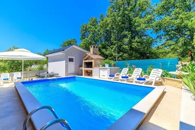 Image de Complexe d'appartements Vanessa avec piscine partagée à Nova Vas / Appartement 1 chambre Vanessa Ii avec piscine partagée