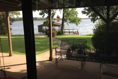 Image de Escapade au bord du lac Holbrook!