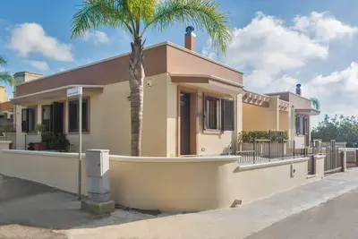 Image de Villa neuve: garage voiture, 3 chambres, 6p, grande cuisine, jardins