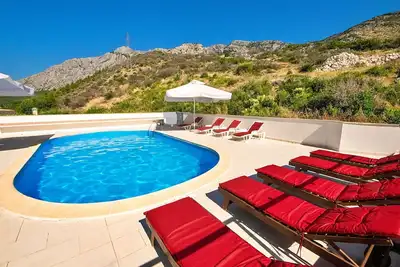 Image de Bel appartement pour 4 personnes avec climatisation, Wifi, piscine, terrasse et animaux admis