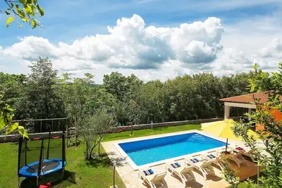 Image de Maison de vacances privée avec Wifi, climatisation, piscine privée, Tv, terrasse, animaux admis