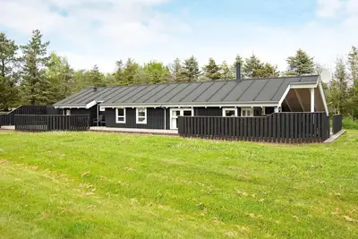 Image de Maison de vacances pour 9 a Jerup-By Traum