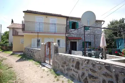 Image de Maison de vacances avec terrasse et barbecue