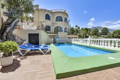 Image de Villa à louer à Calpe Antonio, piscine privée