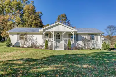 Image de Cozy Cottage situé à Franklin, Tn sur une mini ferme de 6 acres