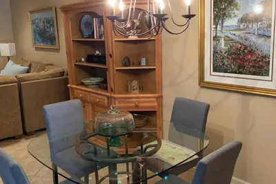 Image de Condo confortable, propre et pratique