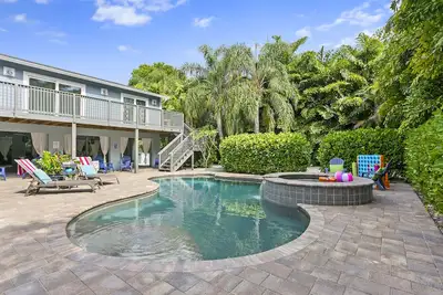 Image de Un rêve de famille! Crystal Beach Paradise!