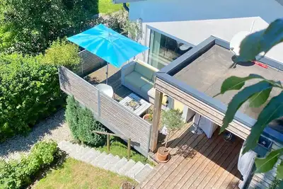 Image de Salzkammergut, région Irrsee / Mondsee - maison avec jardin, sauna