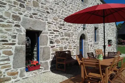 Image de Gîte de caractère entre mer et Monts d'Arrée