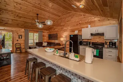 Image de 5 ÉTOILES * Baignoire * 2 Chambres * Luxe * Wifi *