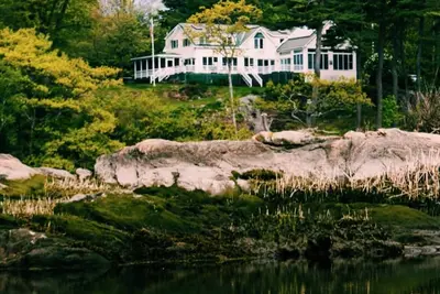 Image de 1 mile à pied de Bath mais marée et aigles presque isolés de 10 pieds. La perfection! !