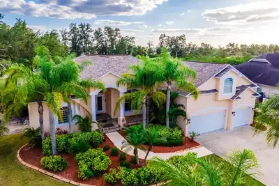 Image de Golf & Mer, Piscine Spectaculaire Accueil sur le parcours de golf!